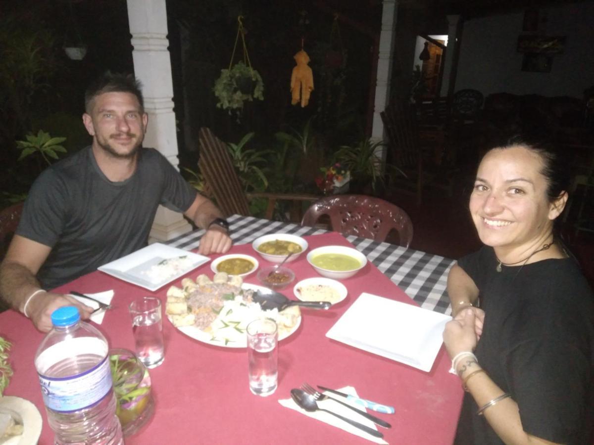 Appartamento Family Nest Dambulla Esterno foto