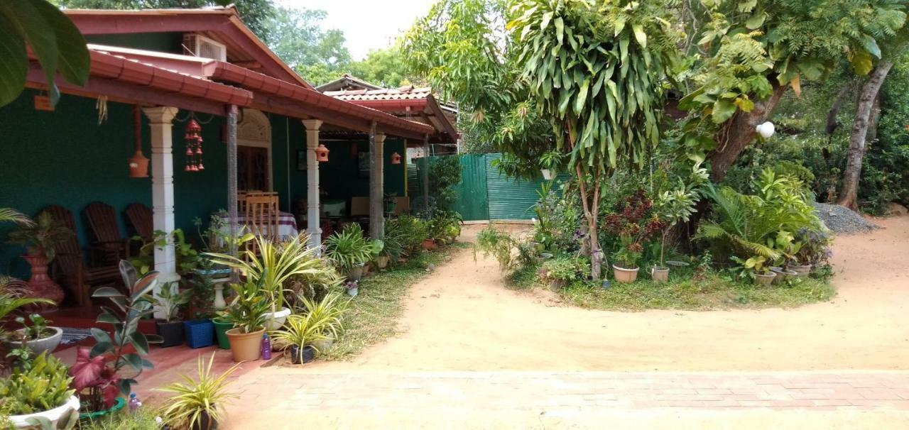 Appartamento Family Nest Dambulla Esterno foto