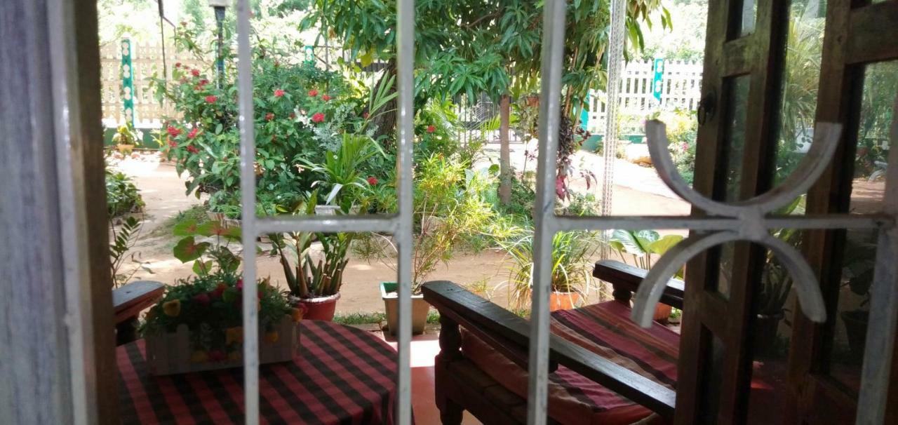 Appartamento Family Nest Dambulla Esterno foto